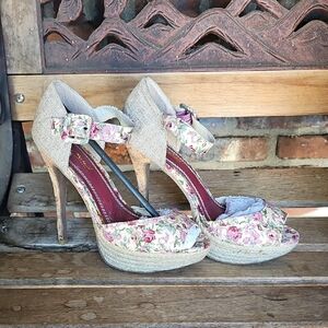 Floral Peep-Toe Heels 7/37 NWOB